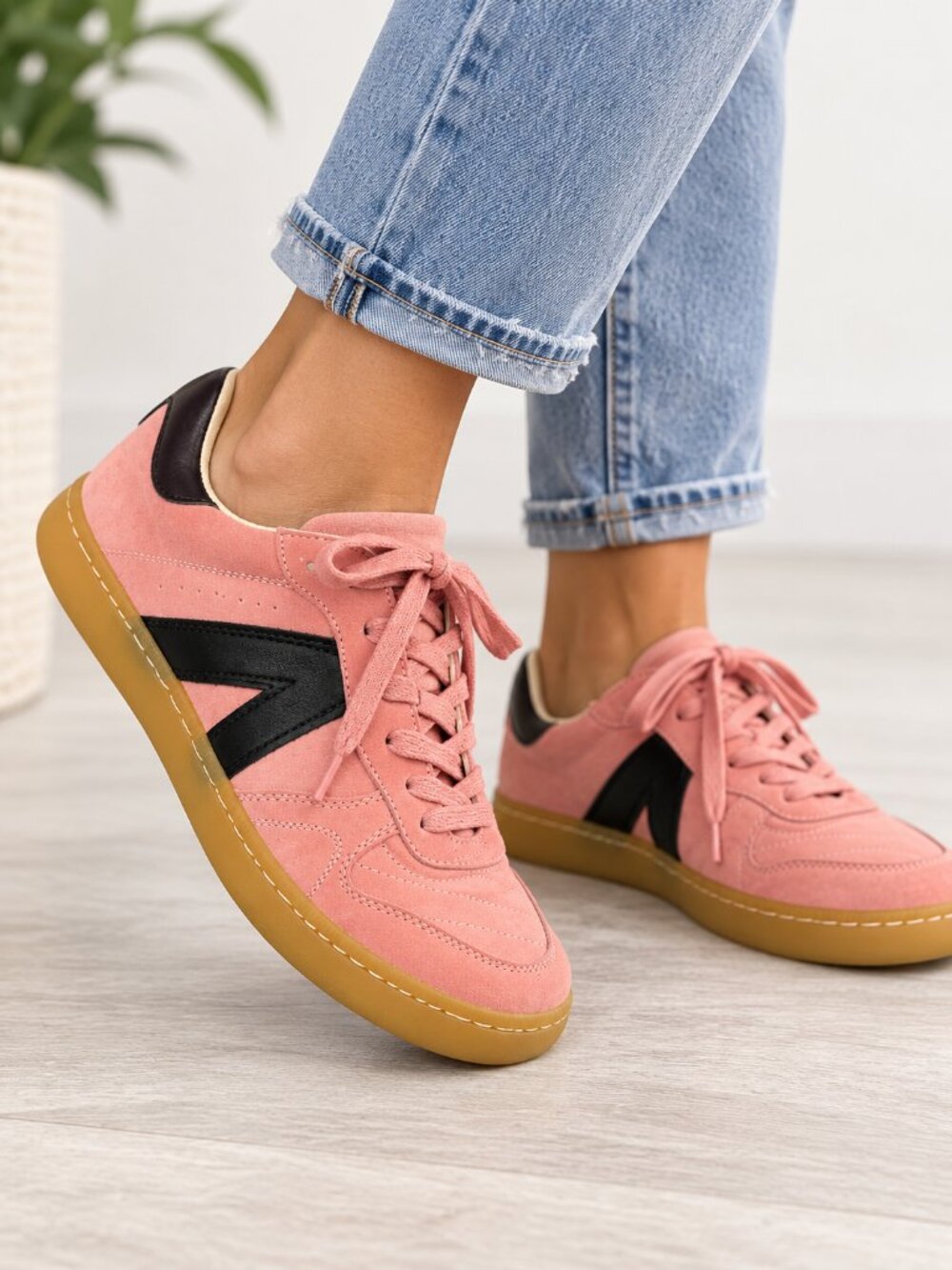 MIA Women’s Pink Suede Sneakers Size 7.5 Black Accent Gum Sole Retro Casual
